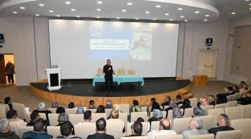 BAŞKAN USTAOĞLU PARTİLİLERE ÇALIŞMALARI DEĞERLENDİRDİ