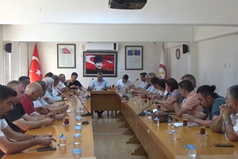 BAŞKAN TUTAL TEMMUZ AYI MECLİS TOPLANTISINDA CAMİ ÖNÜNDE KURAN-I KERİM’İN YAKILMASINI KINADI