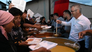 BAŞKAN USTAOĞLU MUHARREM AYI İFTARINA KATILDI