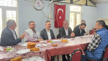 BAŞKAN USTAOĞLU MİNİBÜSÇÜ ESNAFI İLE BULUŞTU